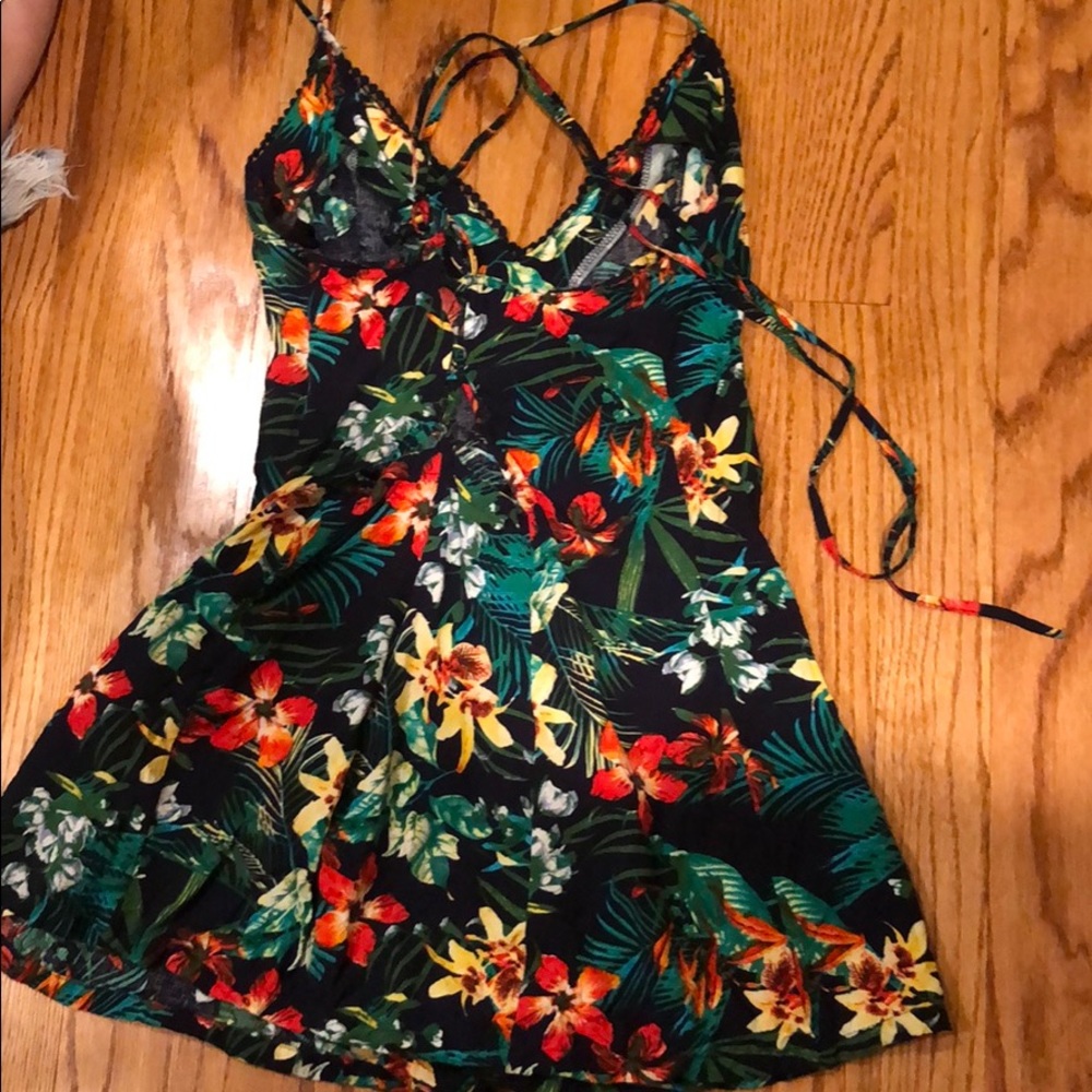 Romper - Picture 2 of 2